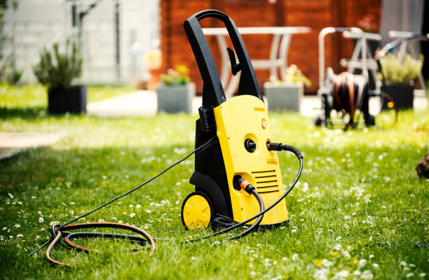 Best Pool Deck Cleaning  in Rose Lodge, OR